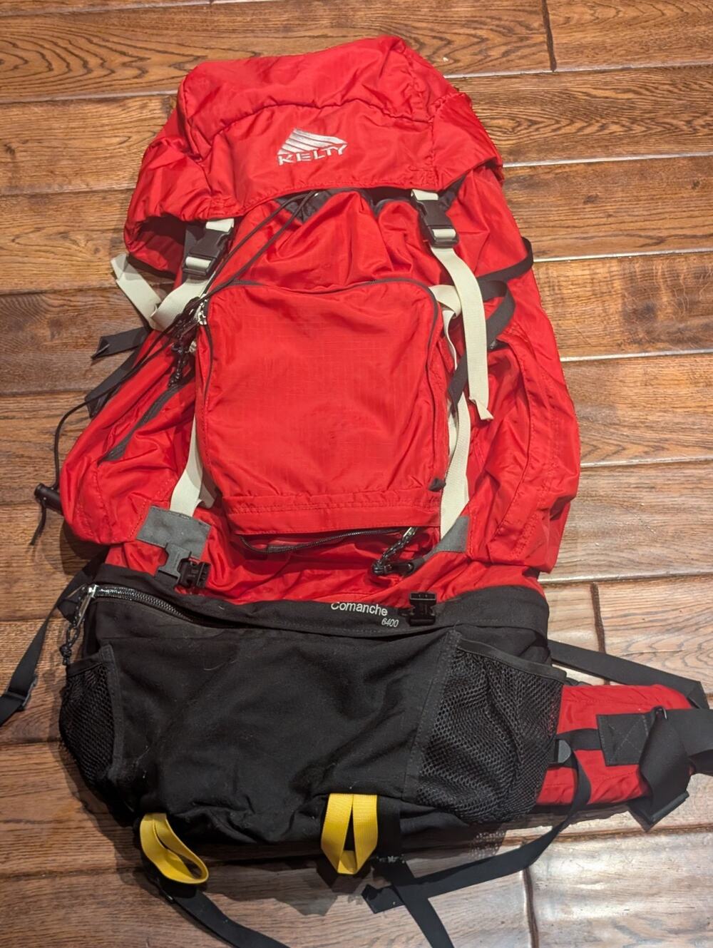 Kelty Comanche 6400 Backpack Red Internal Frame Hiking Expedition Pack Hydration